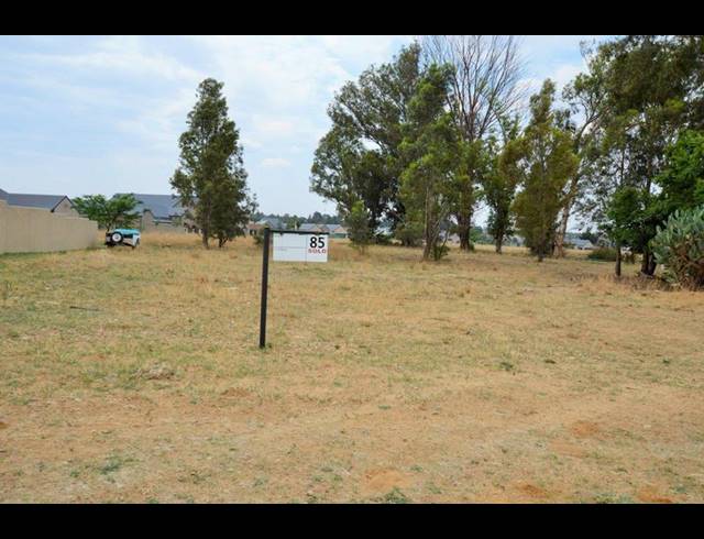 LAND FOR SALE IN HERON BANKS GOLF ESTATE